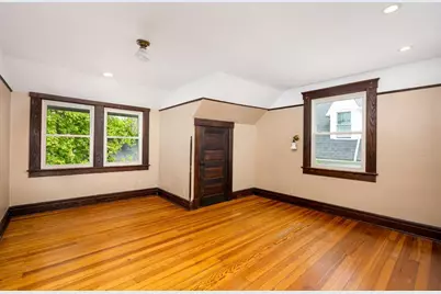 1607 S University, Ann Arbor, MI 48104 - Photo 21