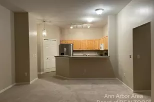 2245 S Main St, Ann Arbor, MI 48103 - Photo 5