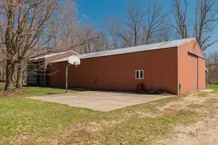 117 4th St, Plainwell, MI 49080 - Photo 51