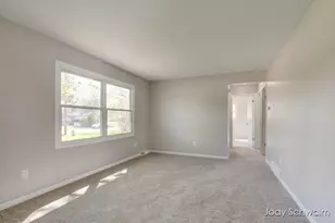 279 Andover St SE, Kentwood, MI 49548 - Photo 9