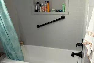 1019 Evelyn St NE, Grand Rapids, MI 49505 - Photo 11