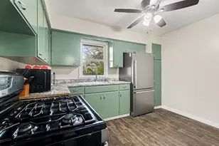 17 Boyd St, Battle Creek, MI 49037 - Photo 7