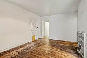 64071 M-40, Lawton, MI 49065 - Photo 7