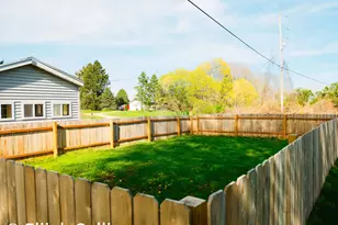 9806 Belding Rd NE, Rockford, MI 49341 - Photo 5