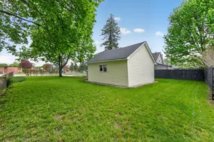 613 Hallett St, Jackson, MI 49202 - Photo 47