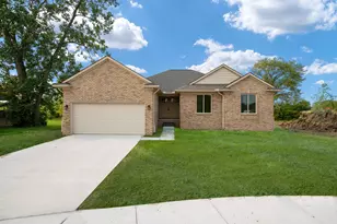 33845 Stevenson St, Clinton Twp, MI 48035 - Photo 1