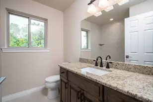 33845 Stevenson St, Clinton Twp, MI 48035 - Photo 15