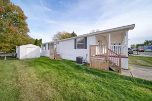14180 F Dr, Plymouth, MI 48170 - Photo 5