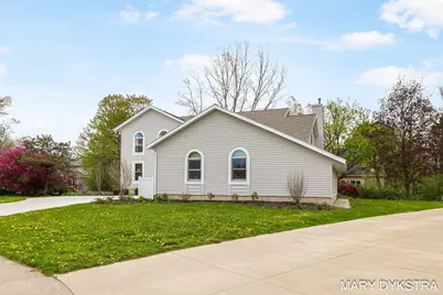 2848 Belleglade Court SE, Grand Rapids, MI 49546 - Photo 9