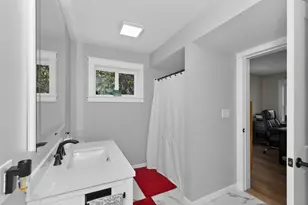 8125 W Long Lake Dr, Kalamazoo, MI 49048 - Photo 21