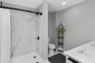 8125 W Long Lake Dr, Kalamazoo, MI 49048 - Photo 27