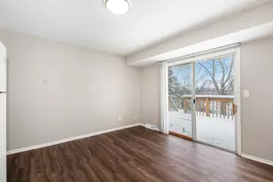 3920 Camelot Dr SE, Grand Rapids, MI 49546 - Photo 7