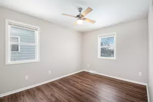 3920 Camelot Dr SE, Grand Rapids, MI 49546 - Photo 13