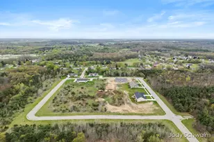 754 Noble Dr, Belding, MI 48809 - Photo 47