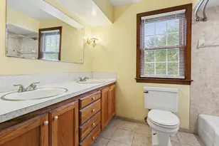4463 Billmar St SW, Grandville, MI 49418 - Photo 9