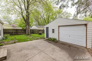 1335 Eastern Pl NE, Grand Rapids, MI 49505 - Photo 21