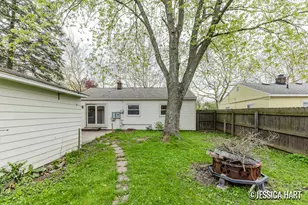 1335 Eastern Pl NE, Grand Rapids, MI 49505 - Photo 25
