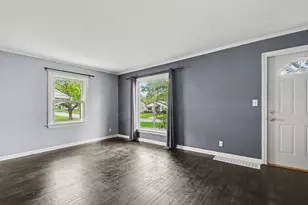 1350 Lewison Ave NE, Grand Rapids, MI 49505 - Photo 5