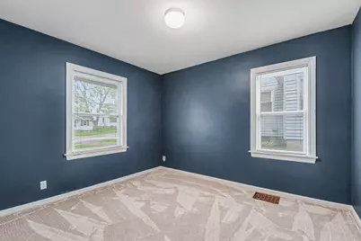 1350 Lewison Avenue NE, Grand Rapids, MI 49505 - Photo 13