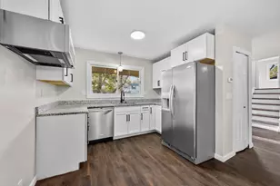 17447 Park St, Livonia, MI 48152 - Photo 11