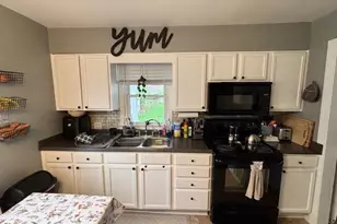 565 Riverside Ave, Adrian, MI 49221 - Photo 9