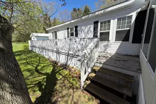 1681 Sycamore Dr, Muskegon, MI 49445 - Photo 3