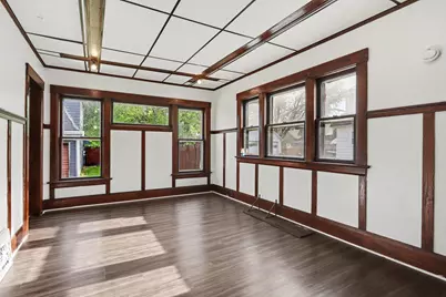 23 E Kingman Avenue, Battle Creek, MI 49014 - Photo 7