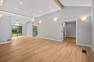 134 Holmdene Blvd NE, Grand Rapids, MI 49503 - Photo 9