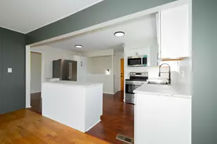 2317 Georgetown Blvd, Ann Arbor, MI 48105 - Photo 11