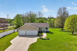 334 Marion St, Jackson, MI 49203 - Photo 7