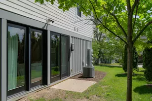 103 W Davis Ave, Ann Arbor, MI 48103 - Photo 51
