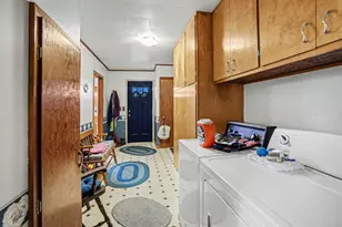24 E Polk Rd, Hart, MI 49420 - Photo 3