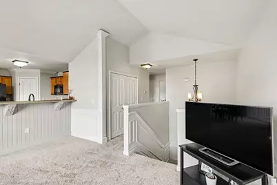 4324 Hampton Ridge Boulevard, Howell, MI 48843 - Photo 7