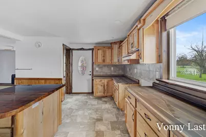950 W 40th Street, Fremont, MI 49412 - Photo 9
