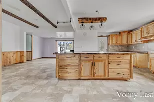 950 W 40th St, Fremont, MI 49412 - Photo 9