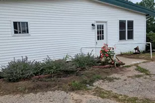 950 W 40th St, Fremont, MI 49412 - Photo 3