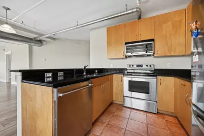 600 Broadway Avenue NW #620A, Grand Rapids, MI 49504 - Photo 9