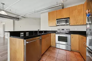 600 Broadway Ave NW, Grand Rapids, MI 49504 - Photo 9