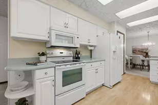 2552 Ridgewood Trail, Berrien Springs, MI 49103 - Photo 13