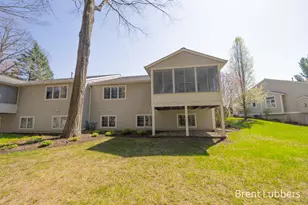 308 Winter Oaks Dr W, Holland, MI 49424 - Photo 5