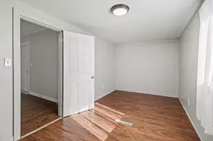 693 Mee St, Manistee, MI 49660 - Photo 13