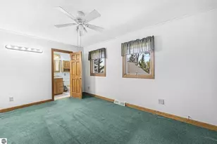 2301 E Lake Mitchell Dr, Cadillac, MI 49601 - Photo 27