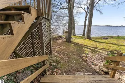 2301 E Lake Mitchell Drive, Cadillac, MI 49601 - Photo 45