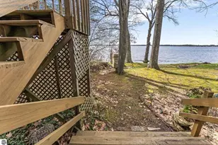 2301 E Lake Mitchell Dr, Cadillac, MI 49601 - Photo 45