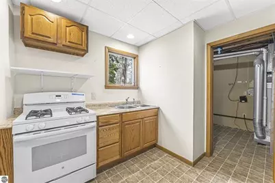 2301 E Lake Mitchell Drive, Cadillac, MI 49601 - Photo 31