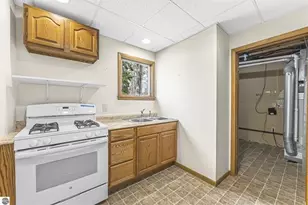 2301 E Lake Mitchell Dr, Cadillac, MI 49601 - Photo 31
