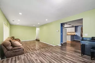 5564 Newton Ave, Coloma, MI 49038 - Photo 5