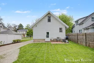 1365 Penn Ave NE, Grand Rapids, MI 49505 - Photo 21