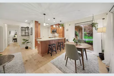2950 W Whittier Court, Ann Arbor, MI 48104 - Photo 3