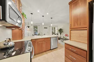 2950 W Whittier Ct, Ann Arbor, MI 48104 - Photo 7